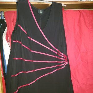 BLACK DRESS WITH PINK ACCENTS